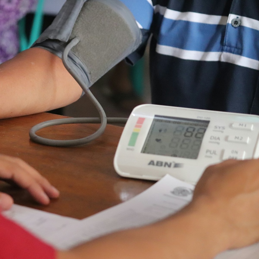 [DEMO-038] Demo Digital Blood Pressure Monitor